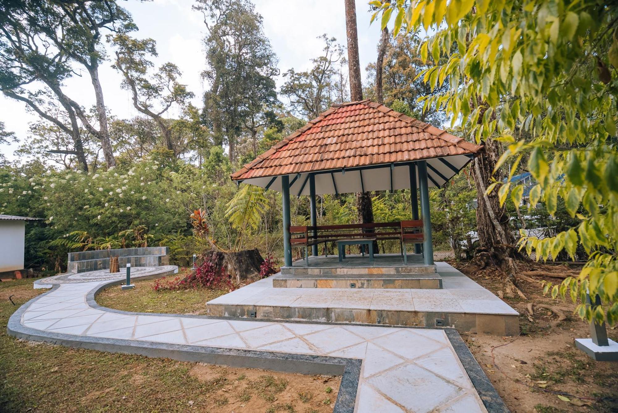 Elixir Woods Luxury Resort And Spa, Munnar Buitenkant foto
